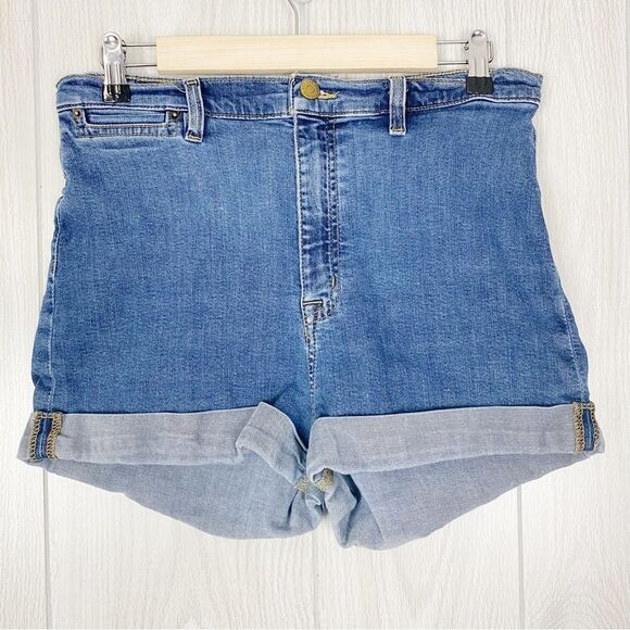 Urban OutfittersBDGCuffed Pin Up High Rise Denim Shorts Size 32